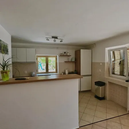 Apartment With A Parking Space - 23167 Crikvenica
