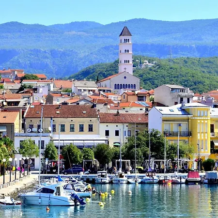 With A Parking Space - 23167 Apartment Crikvenica